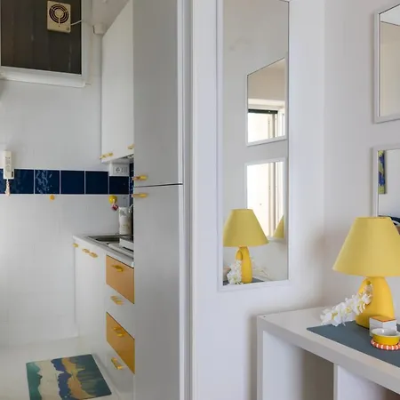 144 - Sunshine 9, Fronte E Vista Mare, 100metri Daire Sanremo